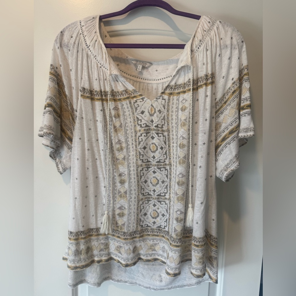 Lucky Brand Cream and Gold Patterned Blouse